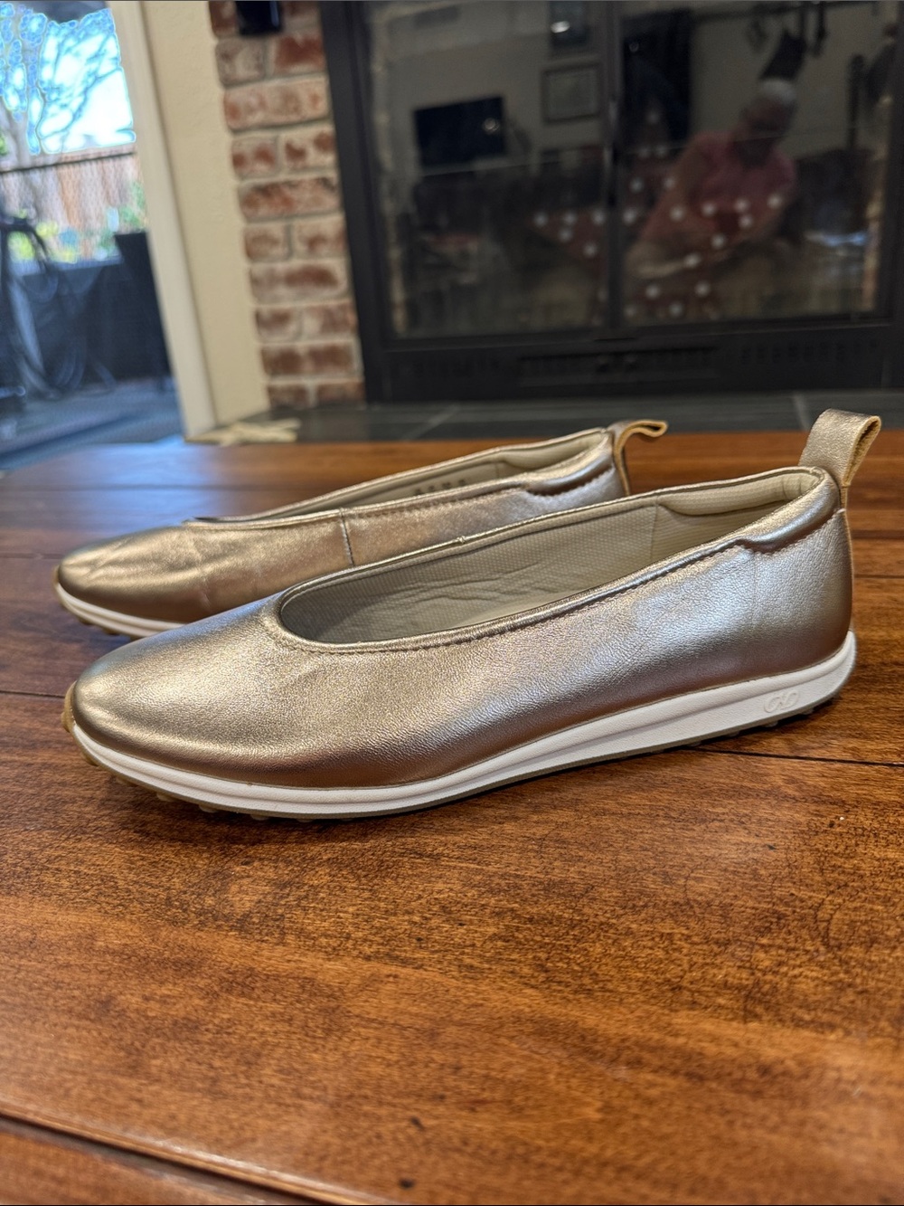 Naturalizer Cara Sport Metallic Gold Slip-On Ballet Flat size 8.5W